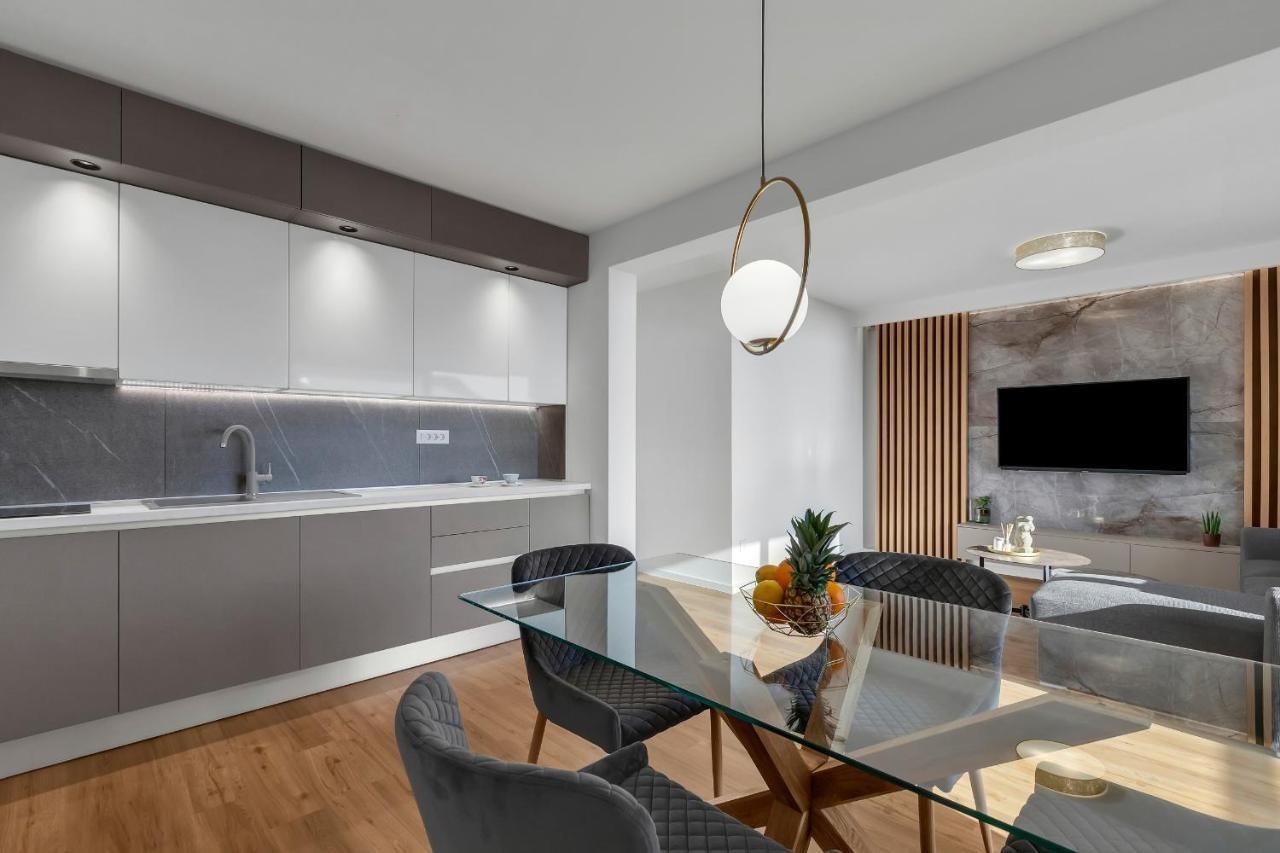 5-6 Luxury Apartments L&L Tucepi - 100M From The Beach - Makarska Exklusiv 外观 照片